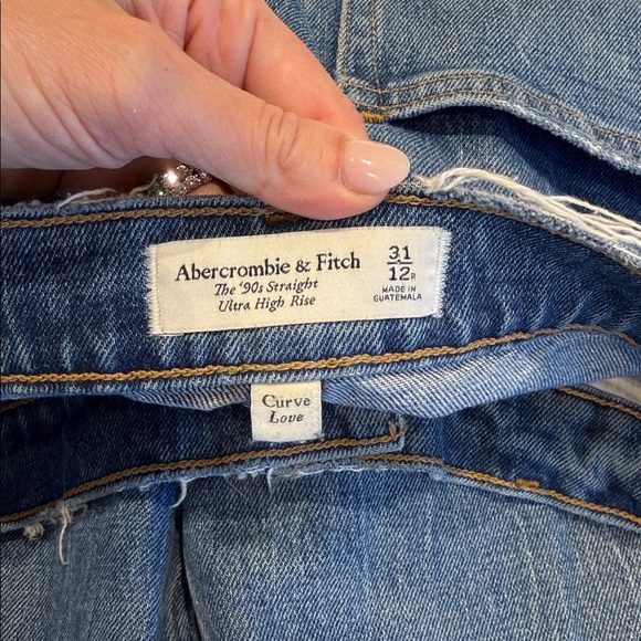 Abercrombie & Fitch Curve love 90’s straight Jeans - Picture 5 of 10